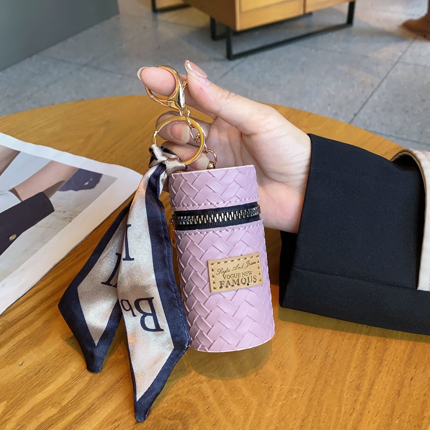 simple pendant coin hand plug lipstick bag