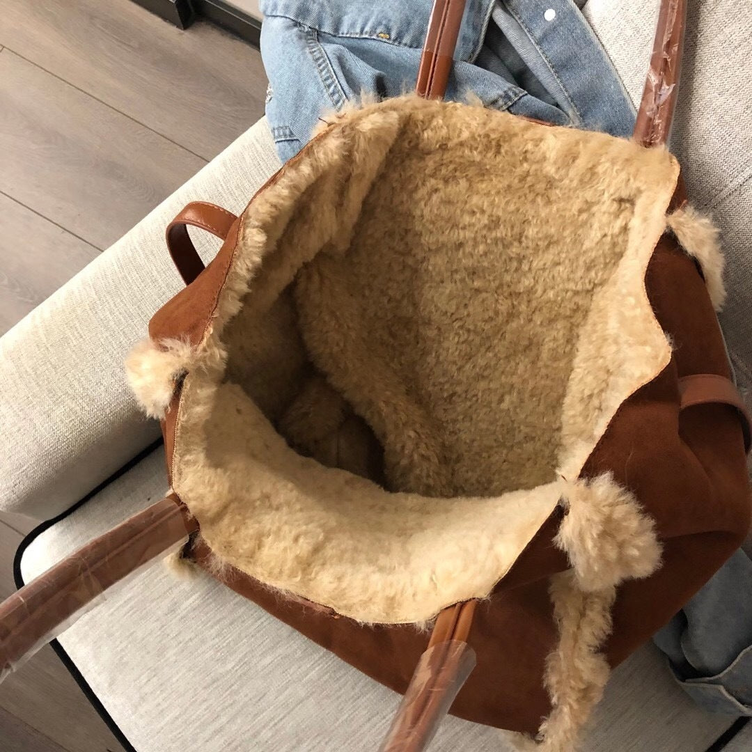 shopping lamb fur plush shoulder armpit bag