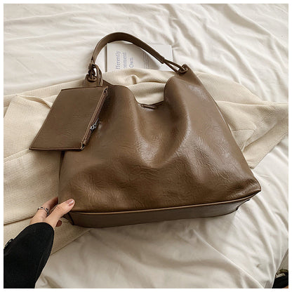 casual retro large capacity all matching western style shoulder bag