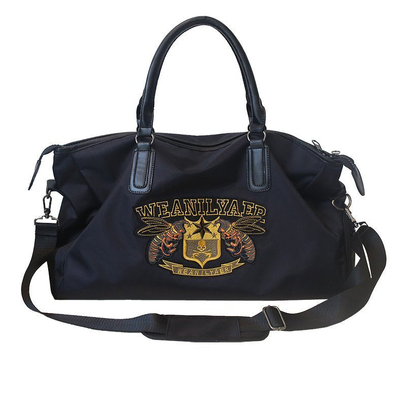 fashionable excursion bags for men and women