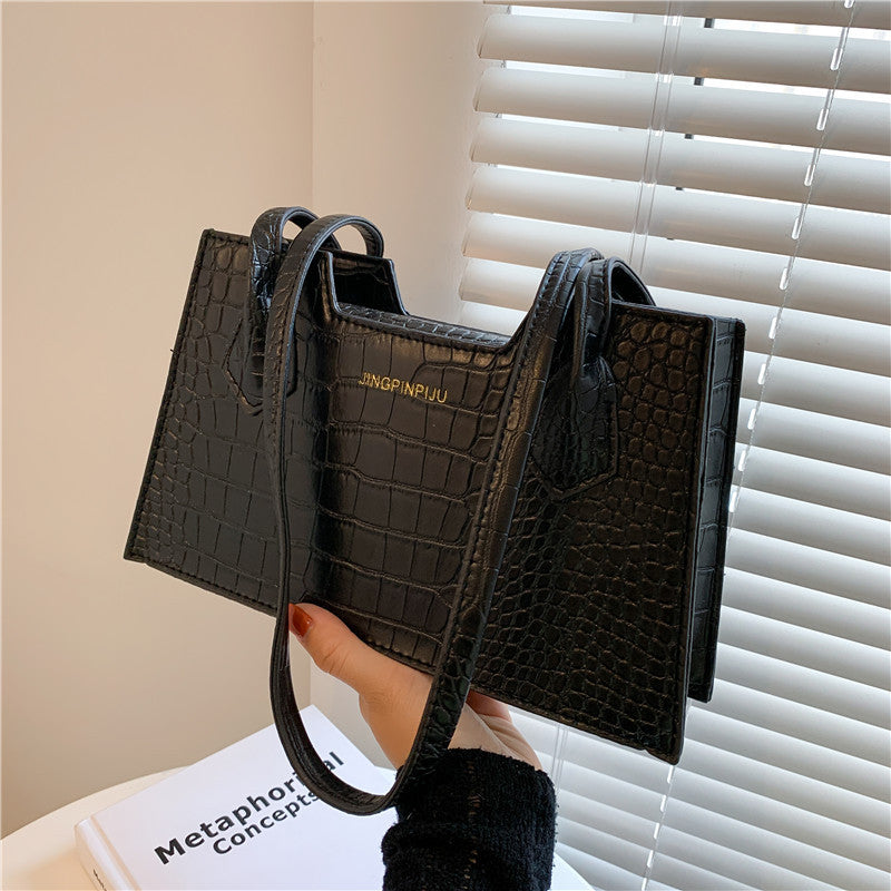 spring and summer new fashion shoulder portable small square bag