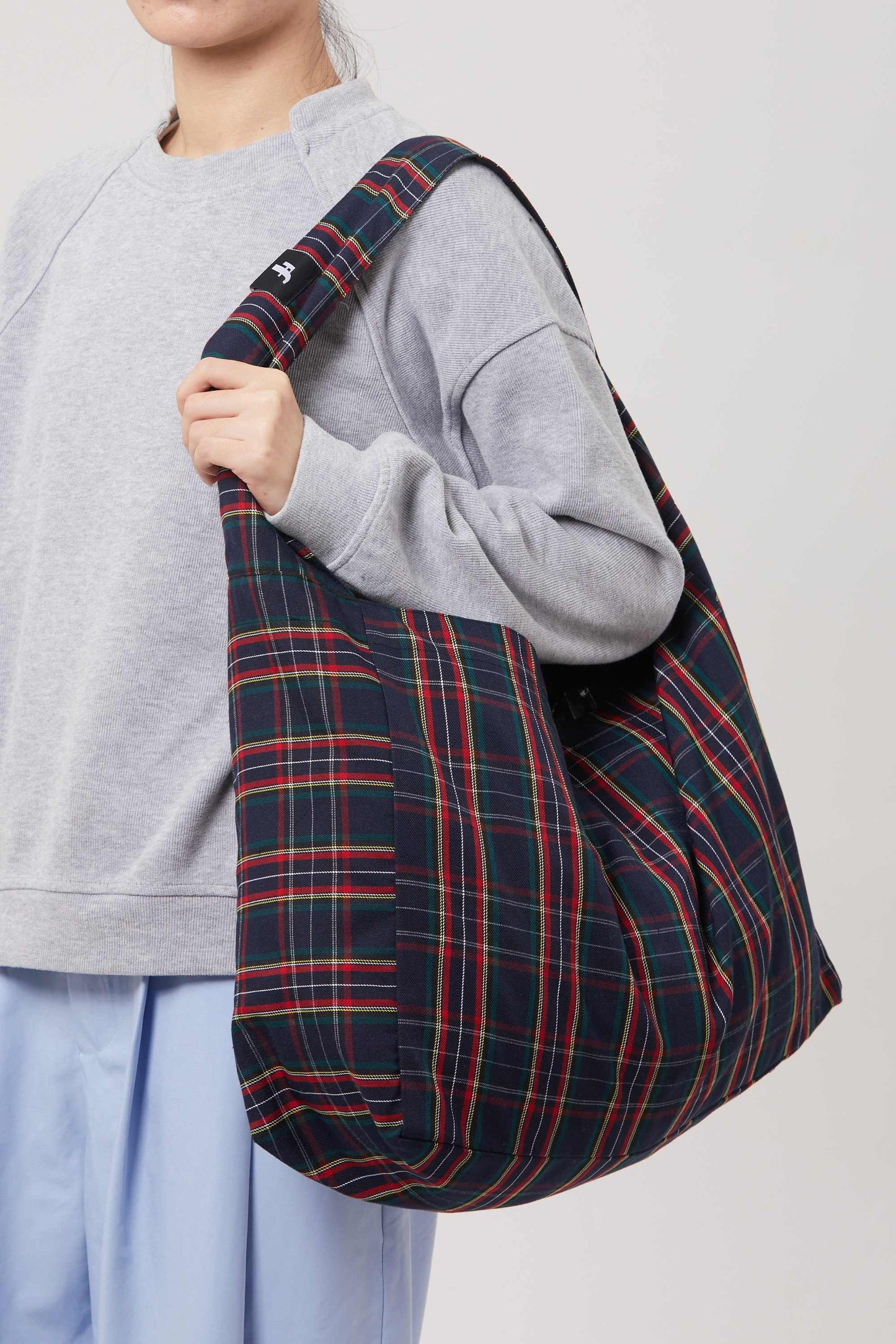 Retro Plaid Portable Large Capacity Shoulder Bag