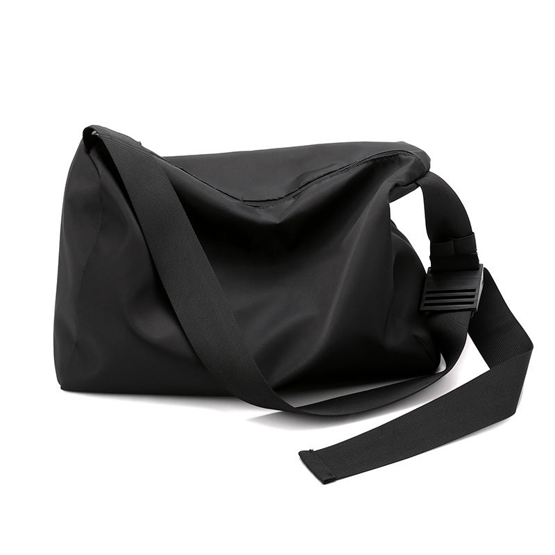 mens shoulder bag simple and lightweight water repellent sports leisure bag