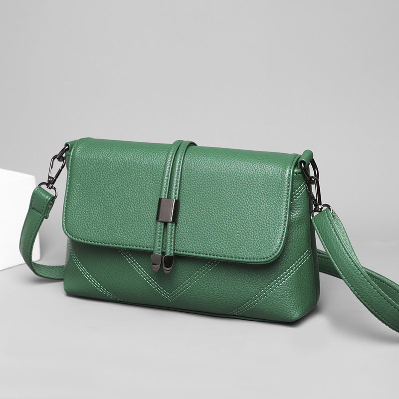 womens shoulder bag is fashionable and minimalist