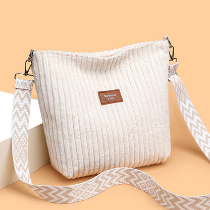 large capacity womens fashion casual solid color bag