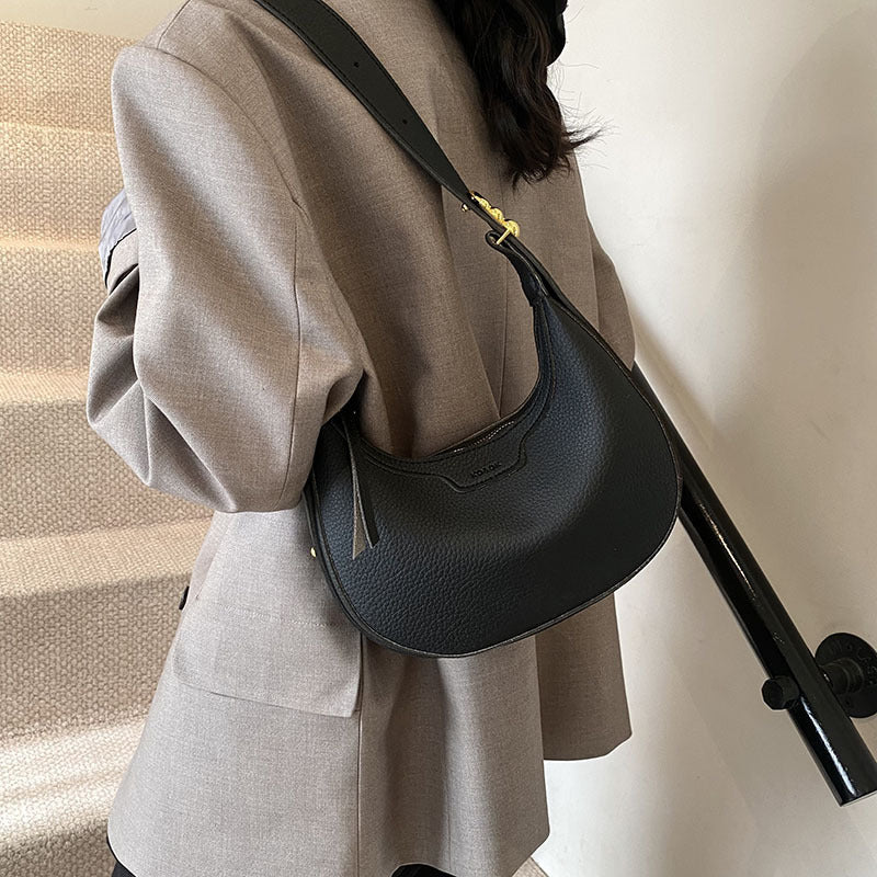 womens fashion special interest shoulder messenger bag