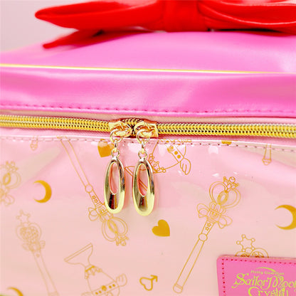 beautiful girl portable waterproof cosmetic bag