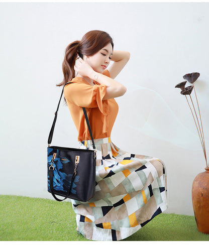 Spray One-Shoulder Diagonal Handbag