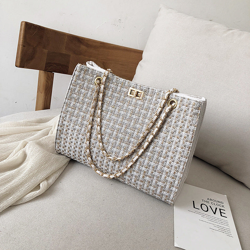Women's Woven French Niche One-shoulder Handbag