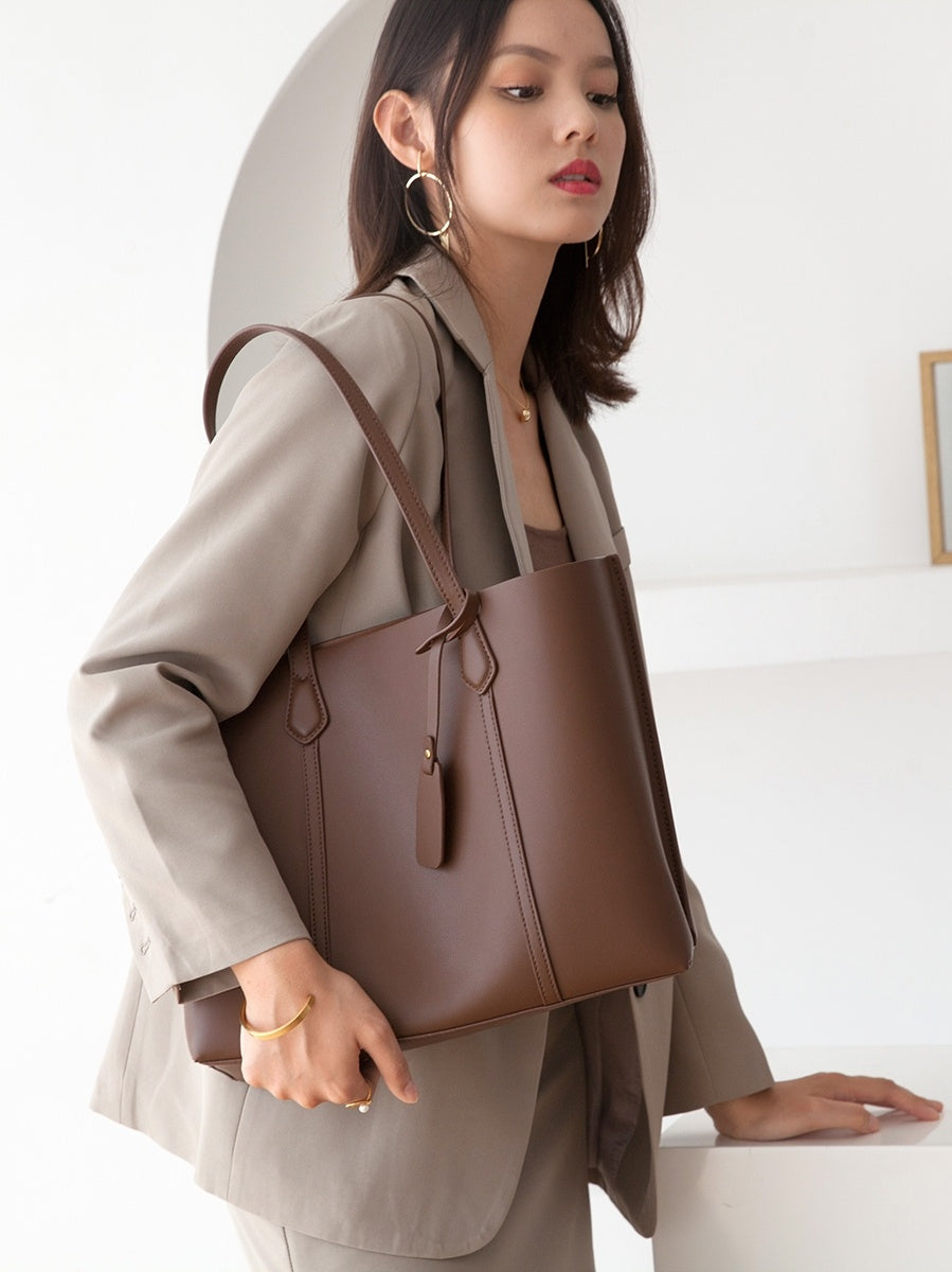 large capacity soft leather shoulder bag