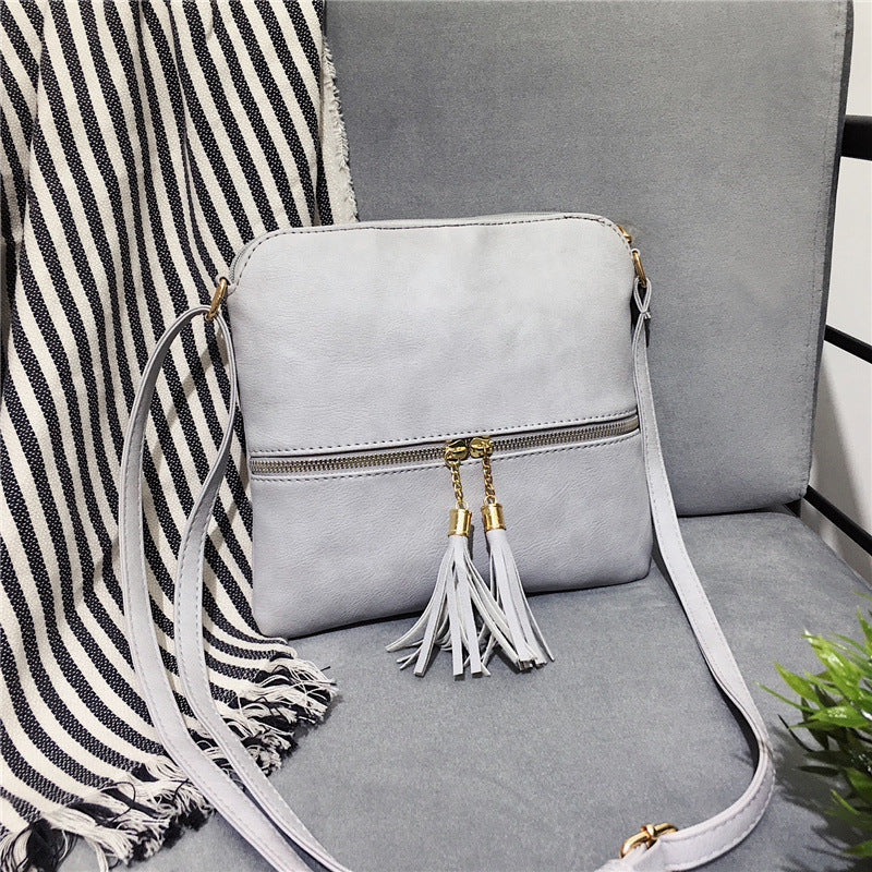 ladies fashion shoulder bag tassel bag messenger bag