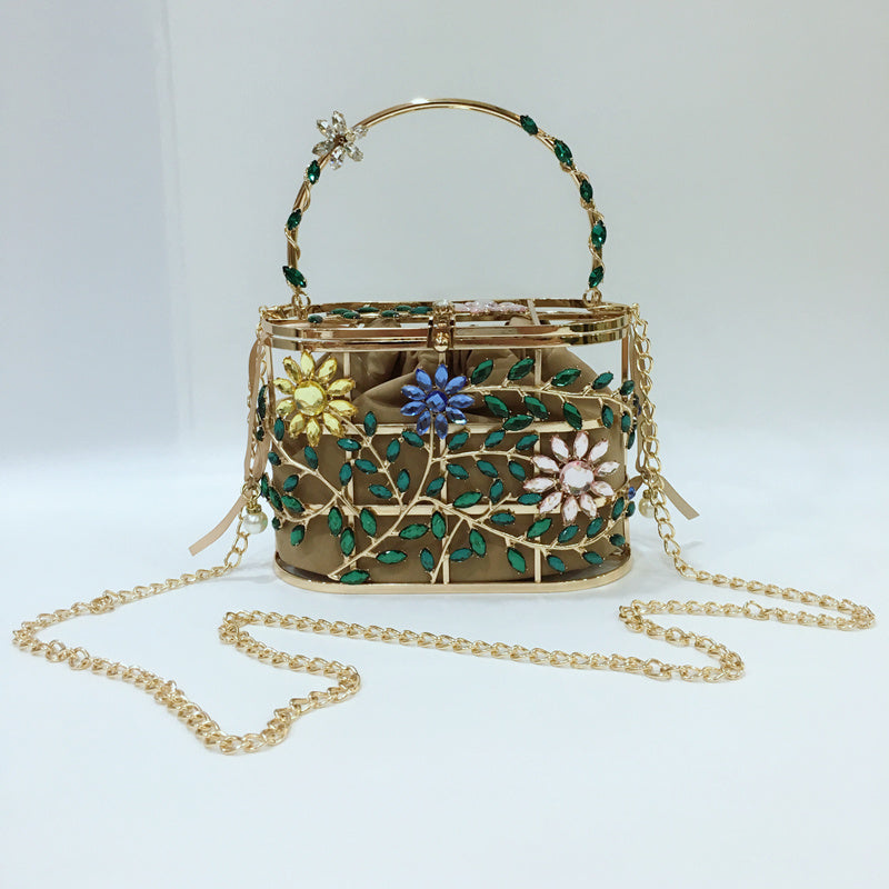 Blossoms Jade In a Portable Basket With British Style