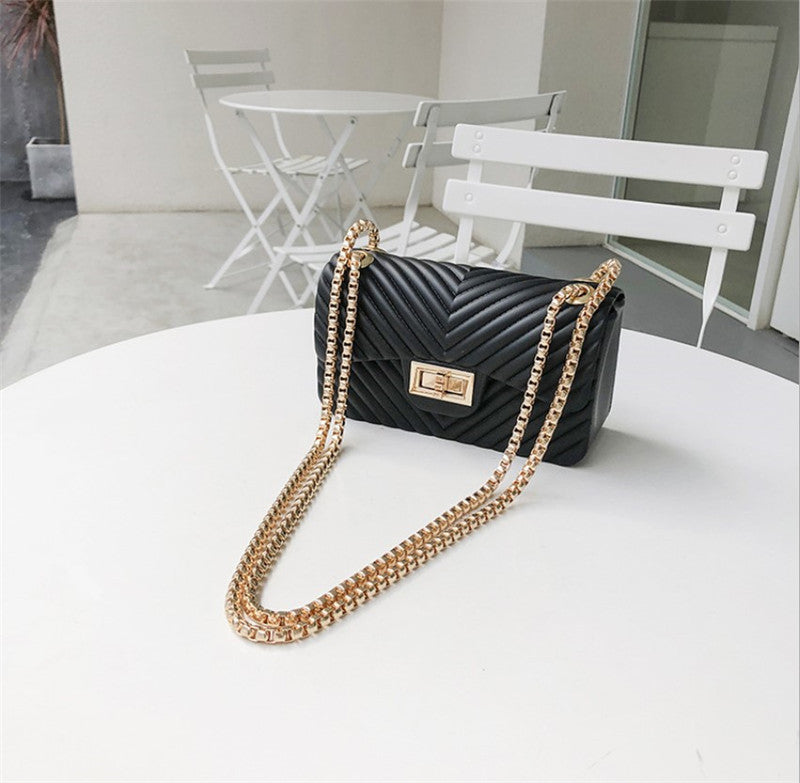 V-chain One Shoulder Messenger Bag Mini