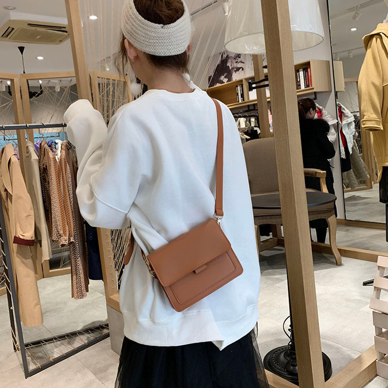 new style hong kong style messenger small bag womens simple shoulder bag