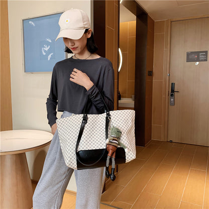 large capacity summer shoulder bag women