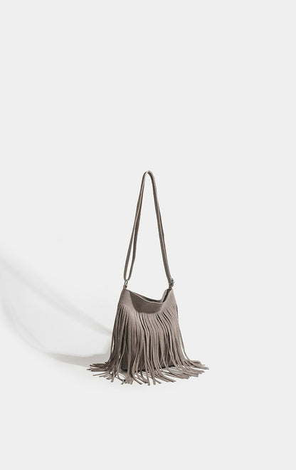 artistic tassel simple and popular shoulder bag