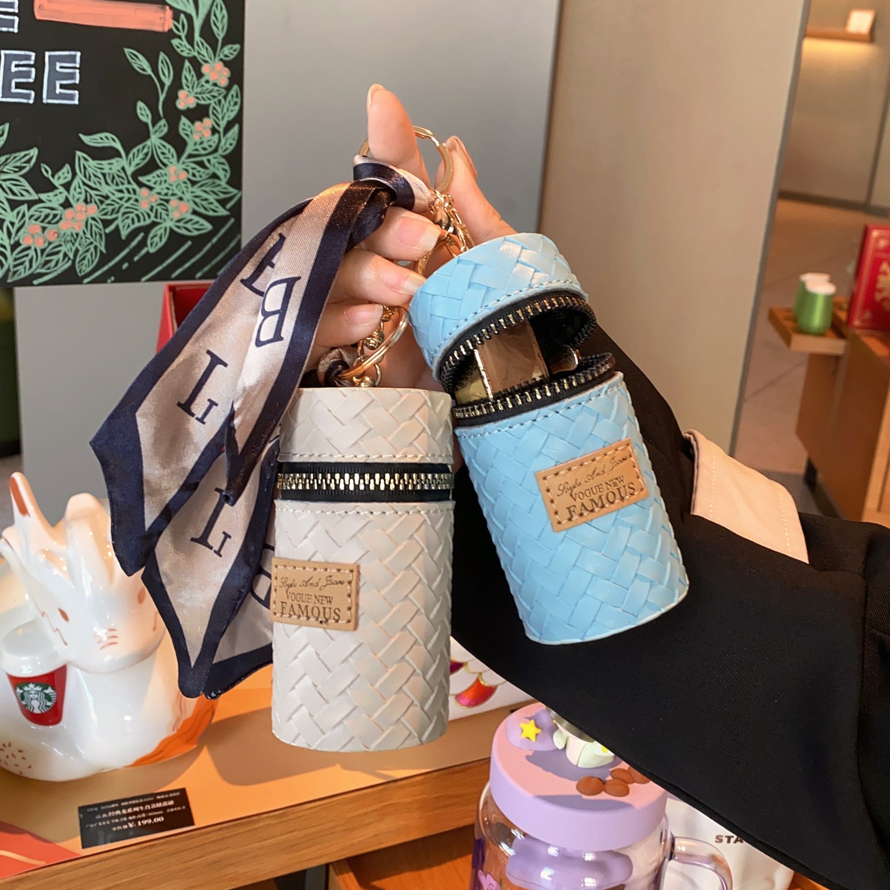 simple pendant coin hand plug lipstick bag