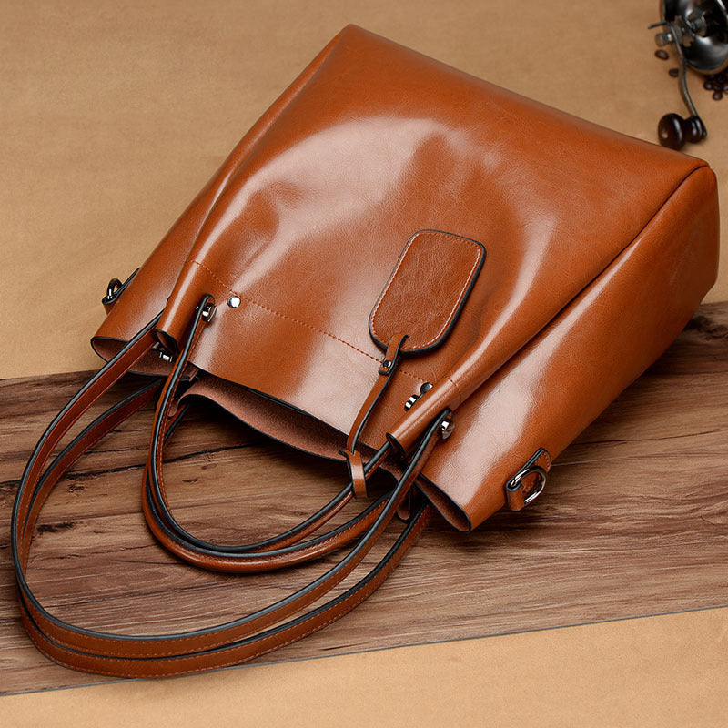 womens fashion simple portable oil wax cattle leather bag