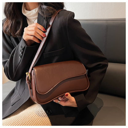 fashion simple new flip magnetic buckle shoulder bag