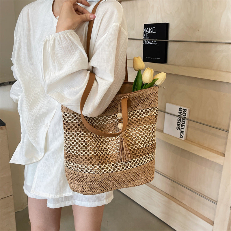 summer stripe straw sholder bags with tassel pendant fashion large capacity seaside vacation beach bags