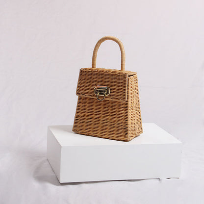 female retro portable rattan bag