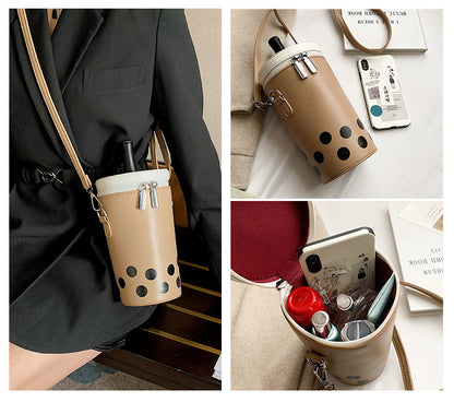 fashionable and versatile mobile bag