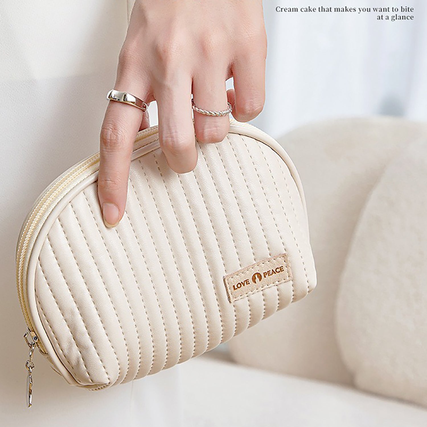 round cake cosmetic bag cosmetic bag cute travel organizer pouch set for women pu leather waterproof wash bag large capacity advanced feeling portable cosmetic bag