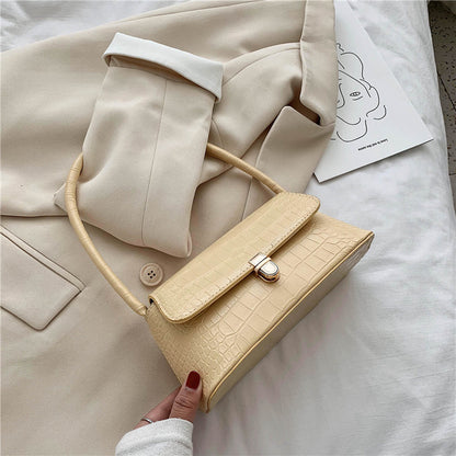 ladies temperament one shoulder handbag