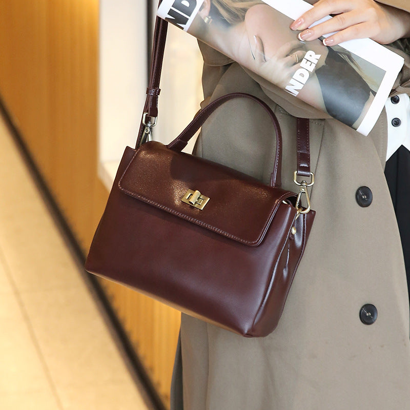 womens high grade shoulder bag