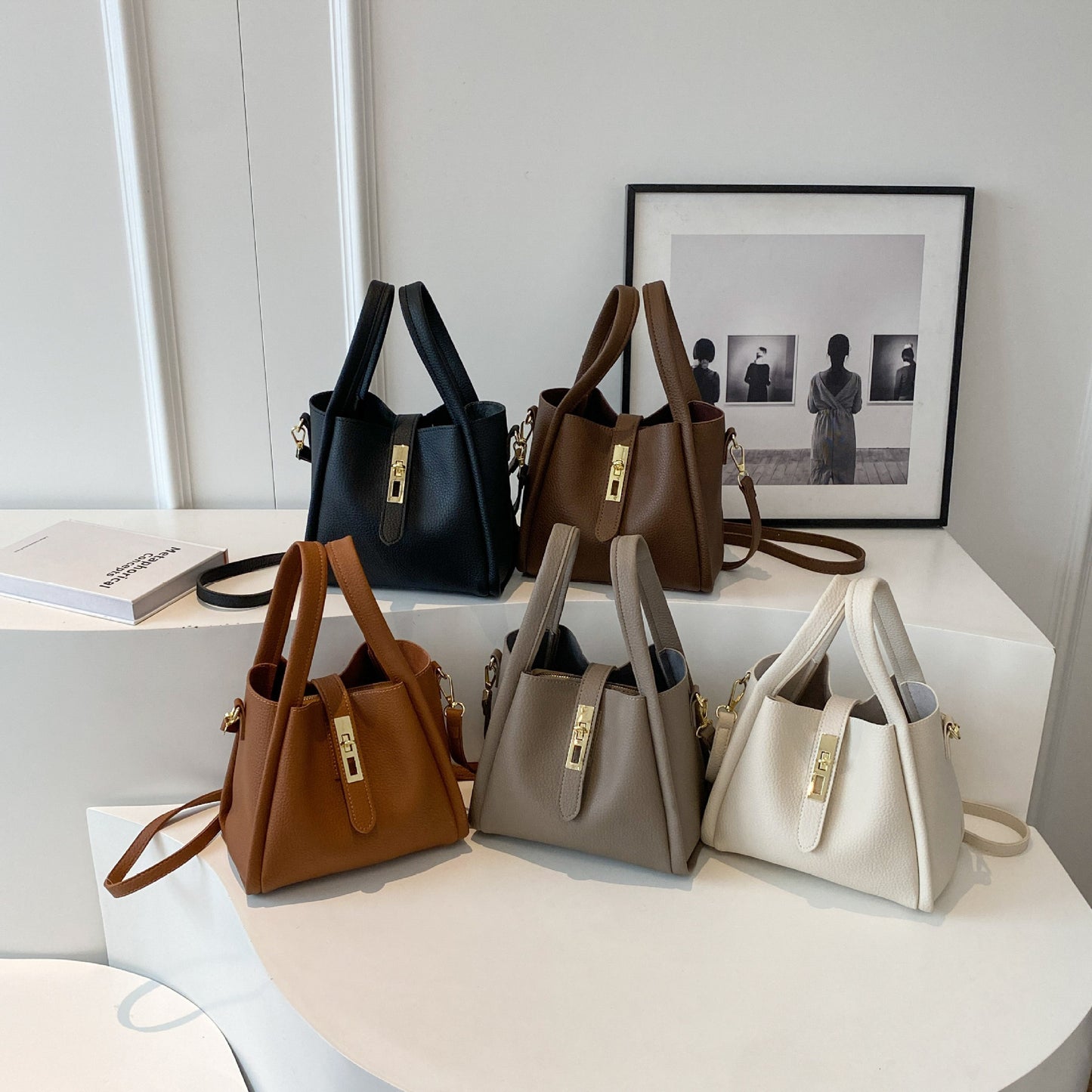 fashion retro portable messenger bag