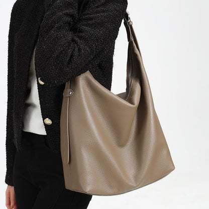 Womens Versatile Large-Capacity Genuine Leather Shoulder Bag