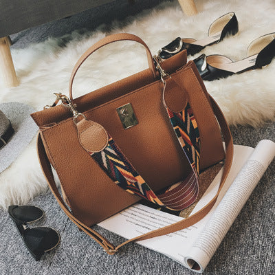 in the spring of new handbag korean color strap shoulder bag handbag shoulder lock casual fashion