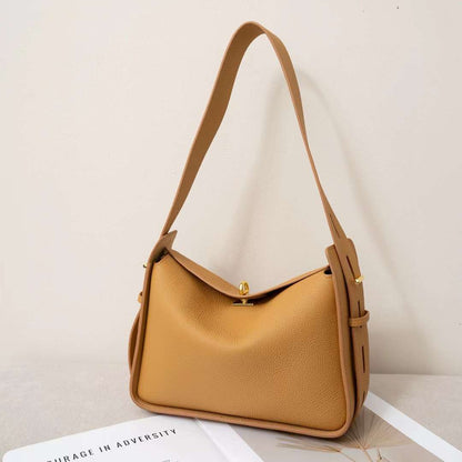 Niche Commuter Design Leather Crossbody Underarm Bag