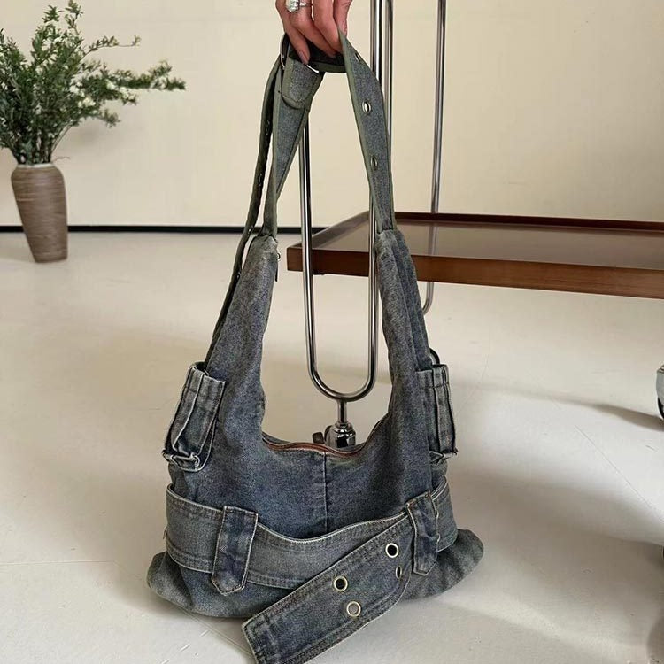 special interest design vintage washed denim shoulder bag