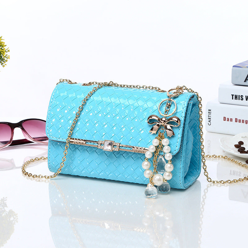 womens bags factory direct spring and summer new chain packet of korean tide fashion candy color shoulder bag