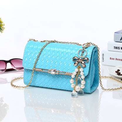 womens bags factory direct spring and summer new chain packet of korean tide fashion candy color shoulder bag
