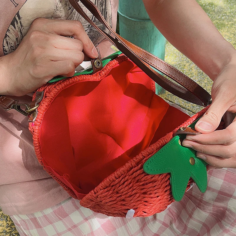 womens cute fashion strawberry woven bag