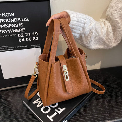 fashion retro portable messenger bag