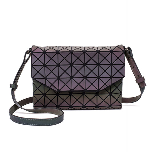 diamond cross shoulder bag