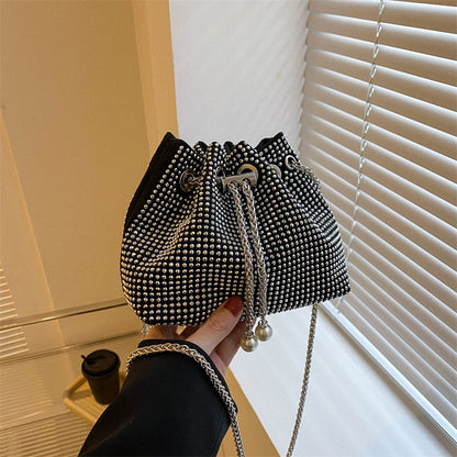 diamond drawstring high grade chain crossbody bag