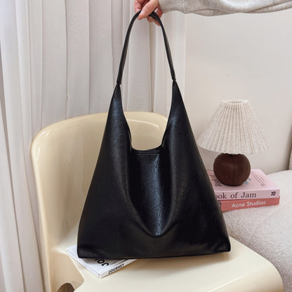 Textured Soft Leather Large Capacity Underarm Bag Commuting