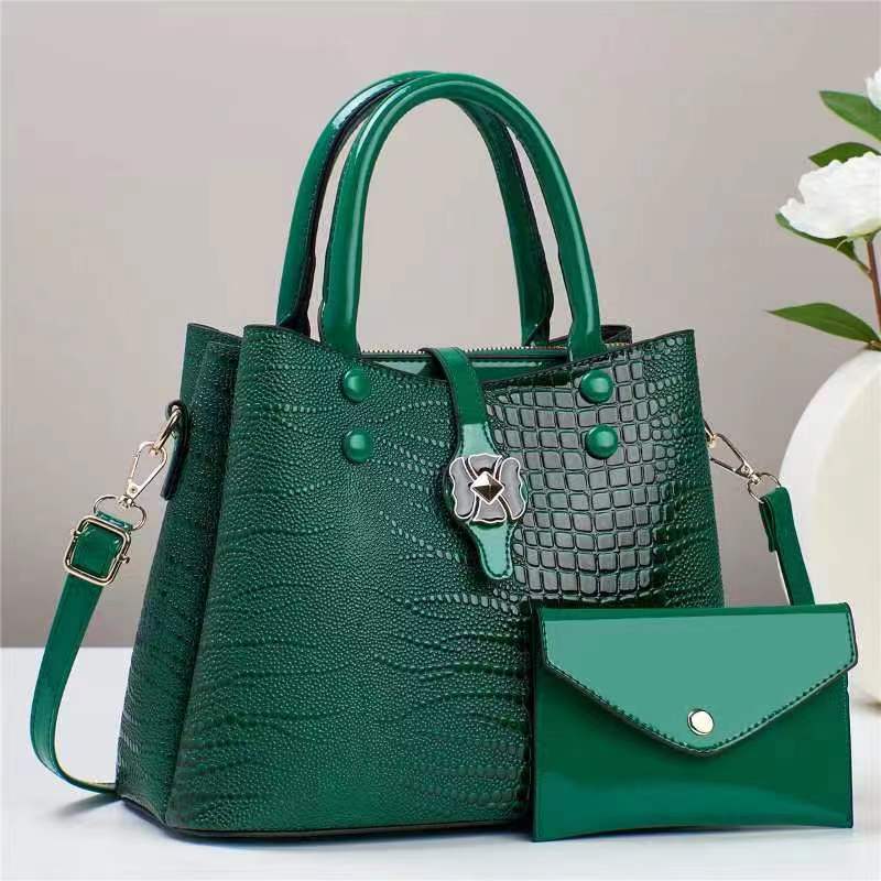 womens fashion large capacity soft leather crocodile pattern casual bag