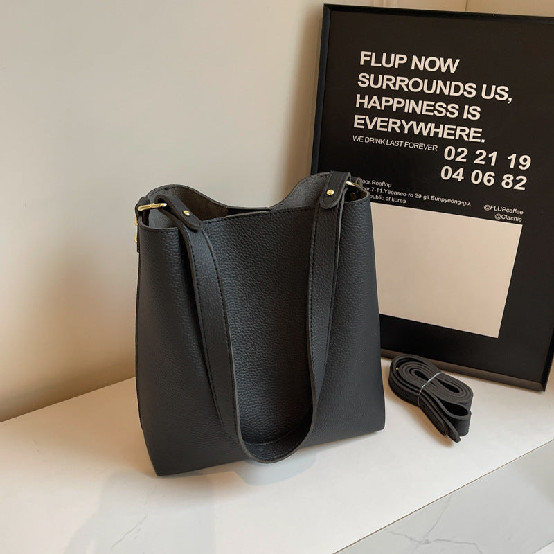 womens large capacity crossbody bucket bag