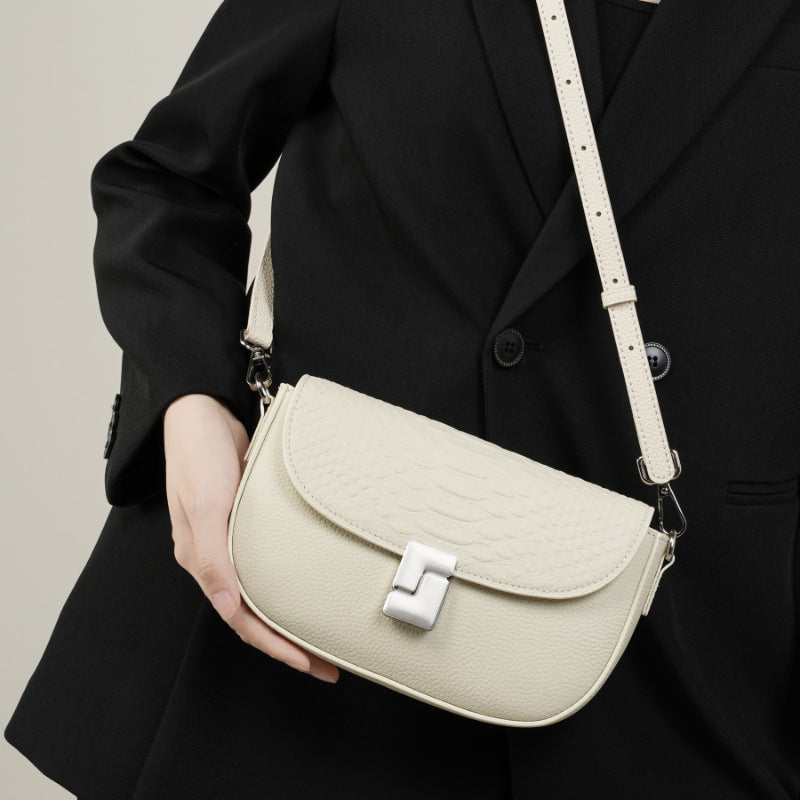 womens one shoulder large capacity small square bag