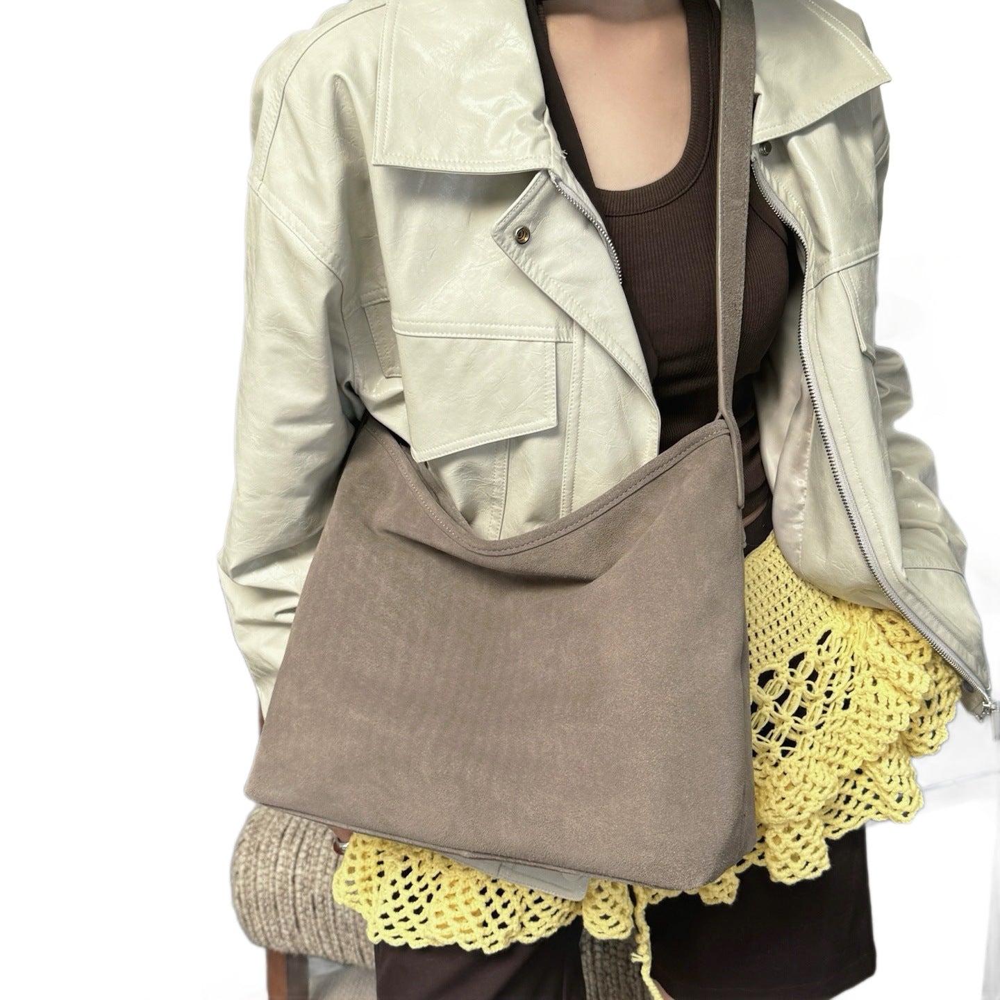 Trendy Womens Matte Suede Bucket Bag With A Large Capacity And A Vintage Vibe