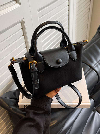 hand held dumplings matte stitching shoulder crossbody