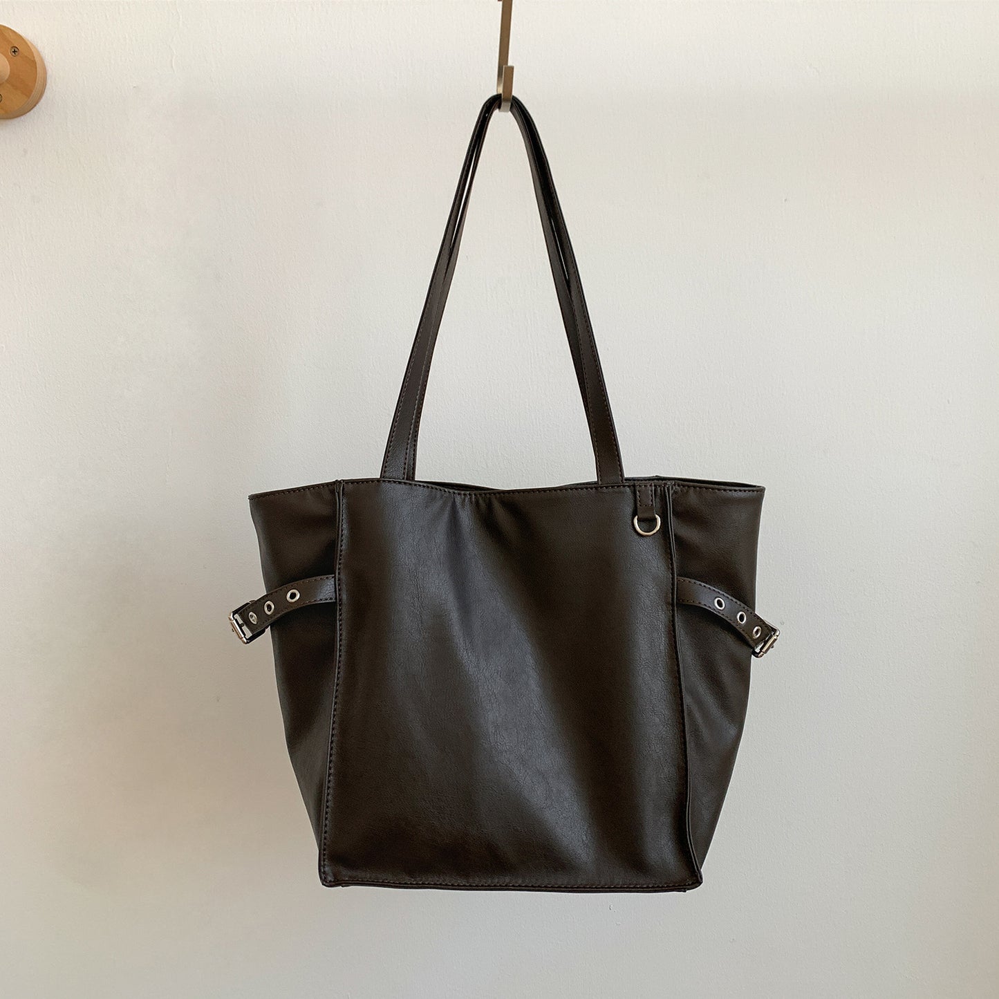 Large-capacity Womens Korean-style Shoulder Bag