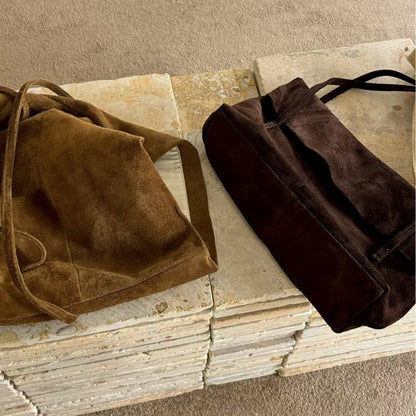Relaxed Commuter Suede-fleece Bag With A Large Capacity