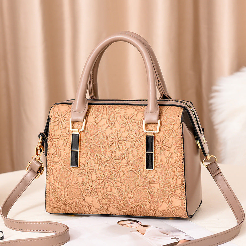 womens spring and summer new fashion handbag