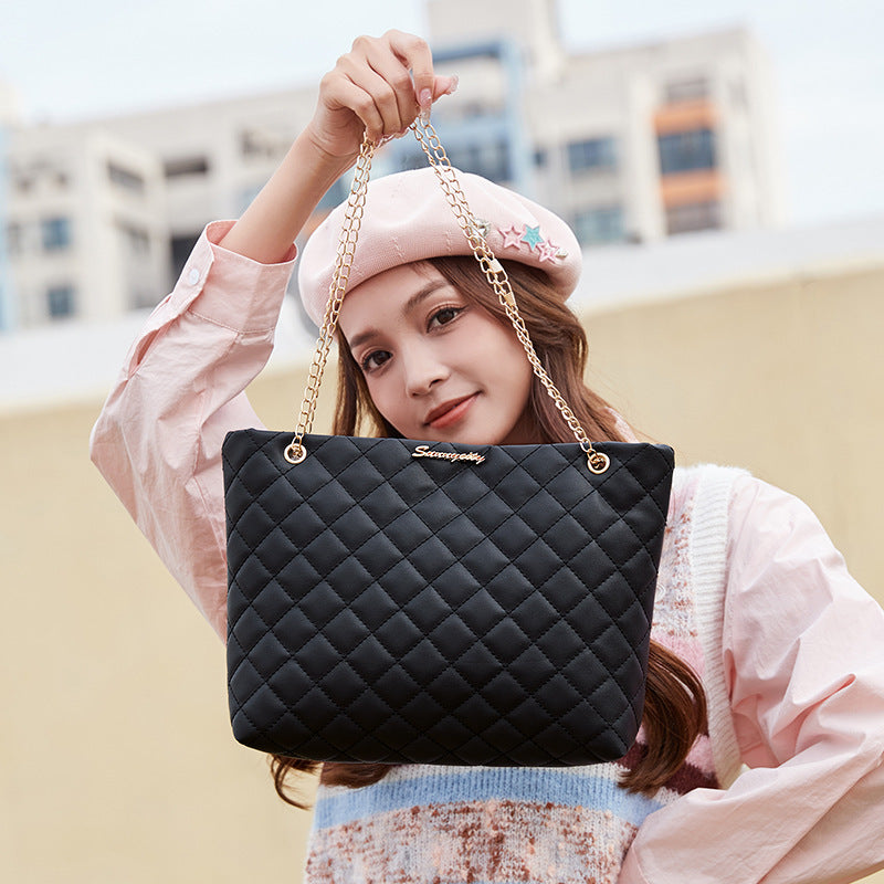 niche rhombus chain high grade womens large capacity shoulder messenger bag